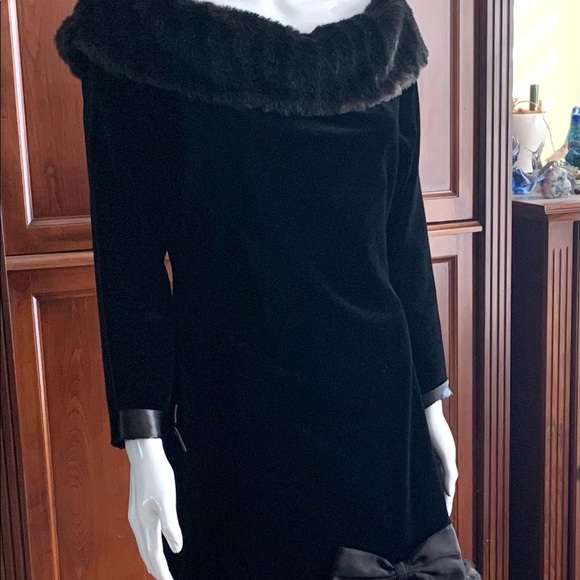 Black coton velvet mini prom party Dress fur boat neck fur hemline big satin bow - Picture 8 of 16